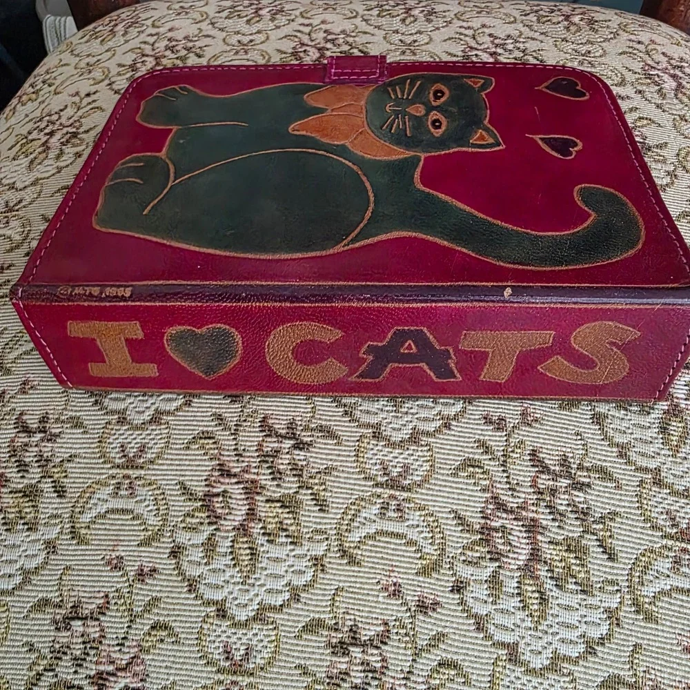 Vintage 1990s Tooled Leather Cat Planner Burgundy 6 Ring Organizer I Love Cats